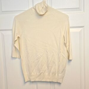 Zara White Crew Neck Sweater with Subtle Texture